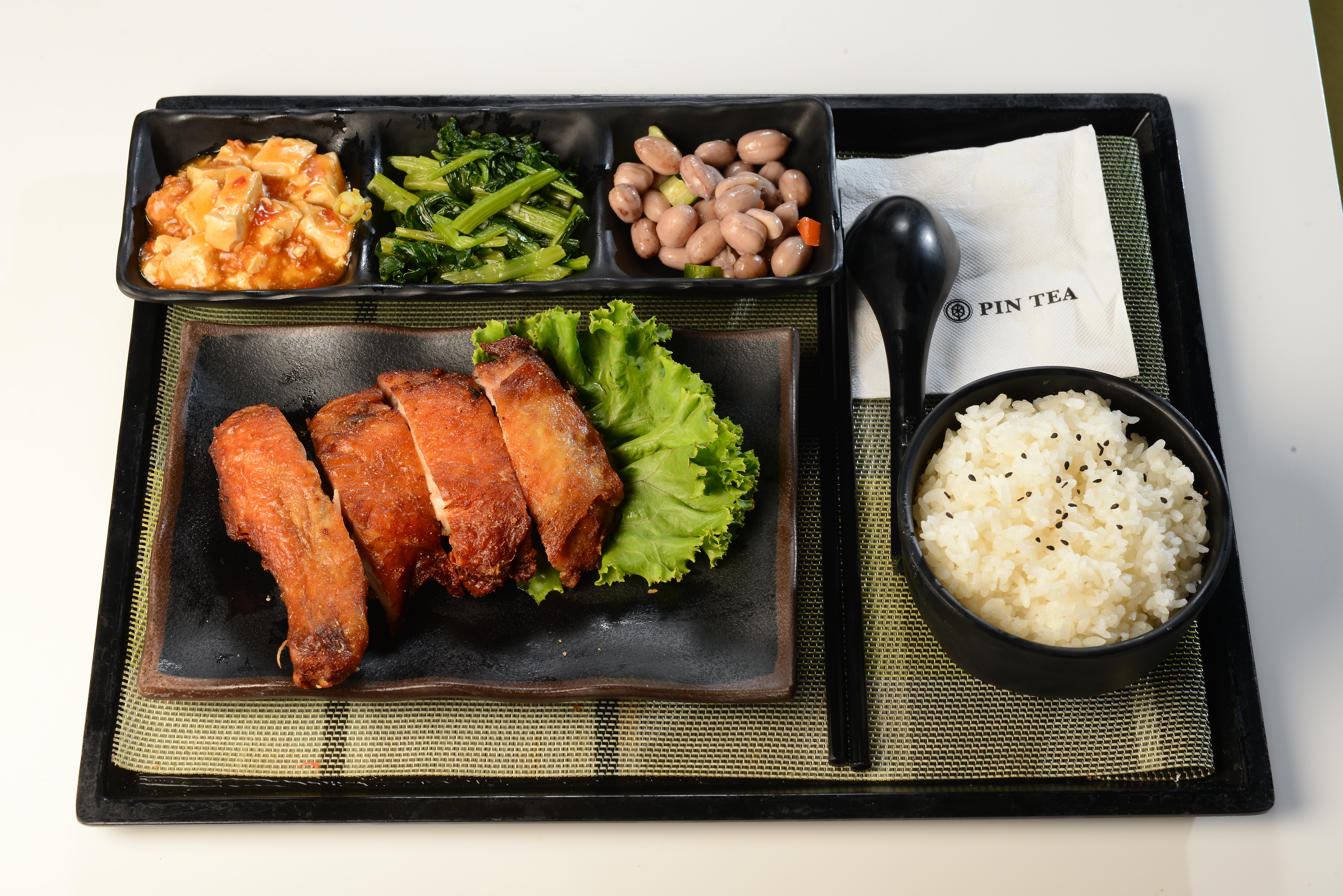 香酥雞腿飯